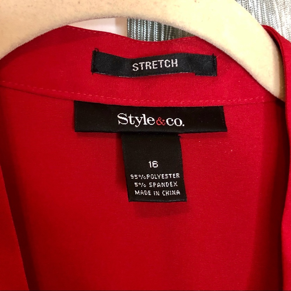 *Bundle 4/$20* Style & Co. Red Buttoned-down Short Sleeved Top Plus Size 16 - Picture 3 of 6